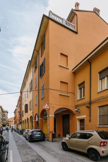 Suite In Via Del Pratello โบโลญญา ภายนอก รูปภาพ