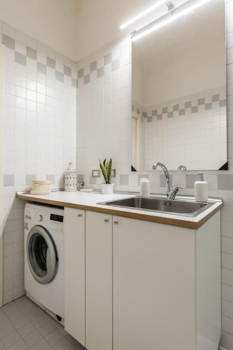 Suite In Via Del Pratello โบโลญญา ภายนอก รูปภาพ